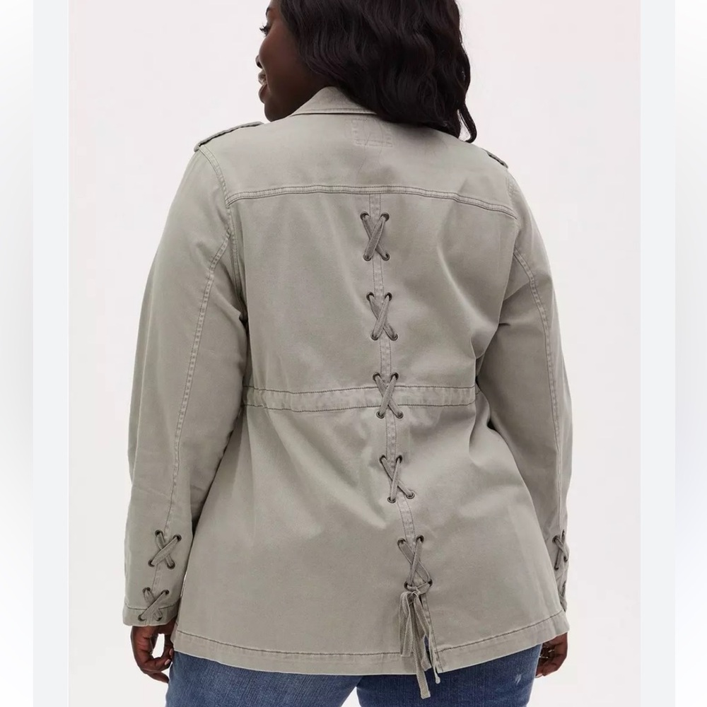 Torrid Twill Lace-Up Back Anorak- Sage Green Women’s 3X - Picture 2 of 12